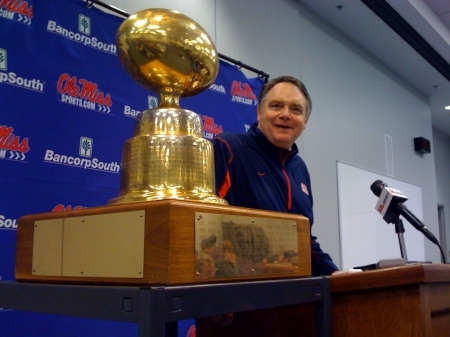 nutt-with-egg-bowl-trophy